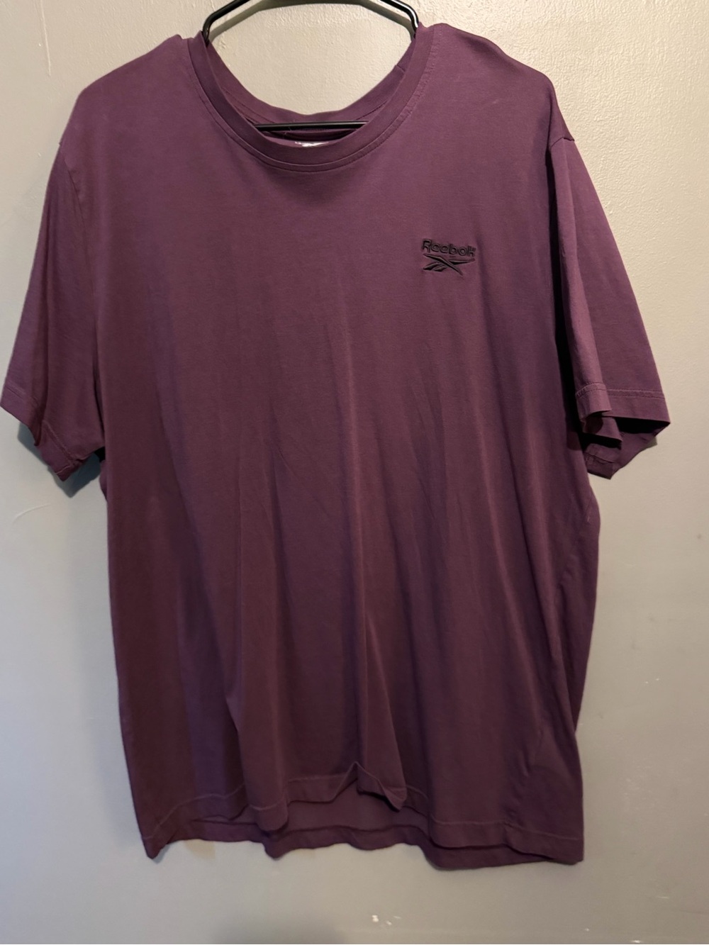 Reebok Men's Plum Crew Neck T-Shirt